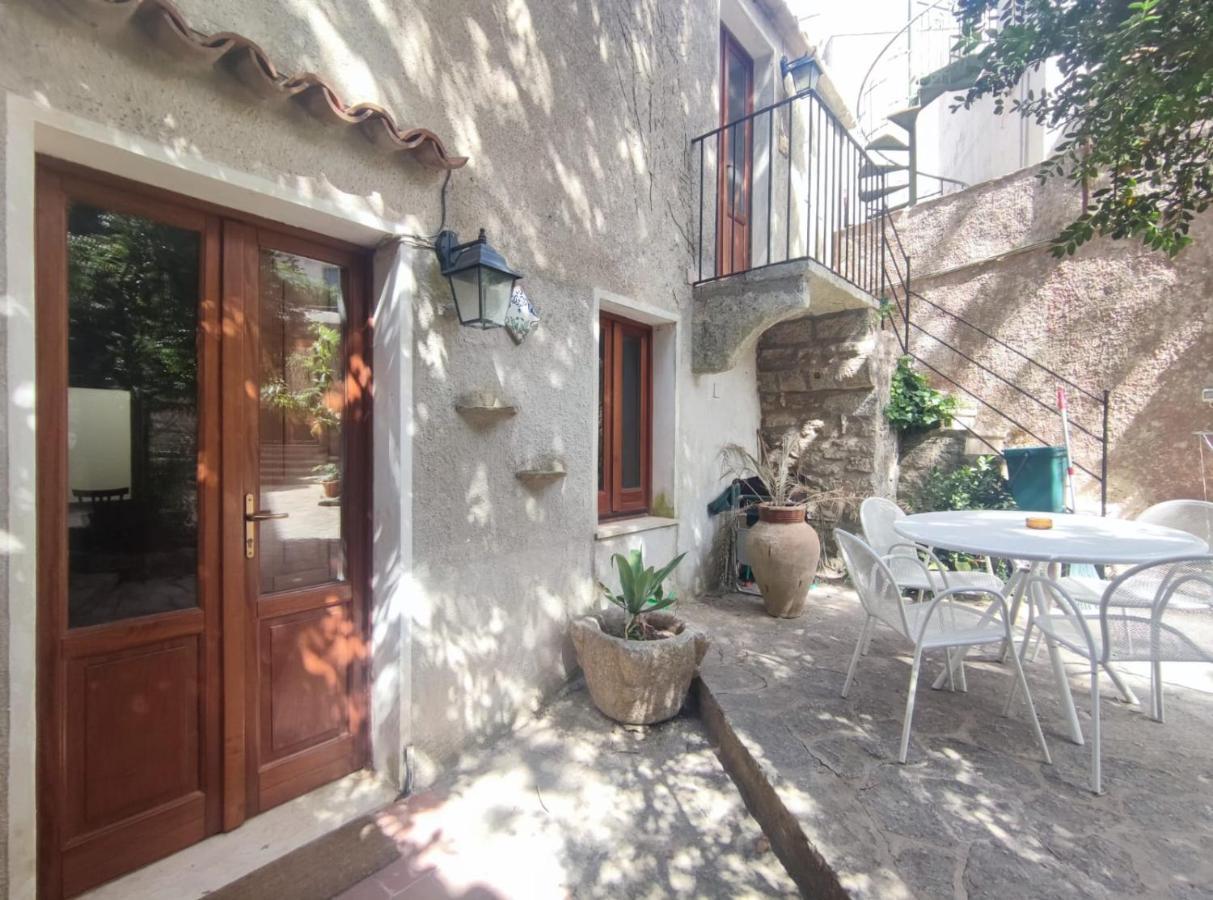 Cortile Via Sales 11 Apartman Erice Kültér fotó