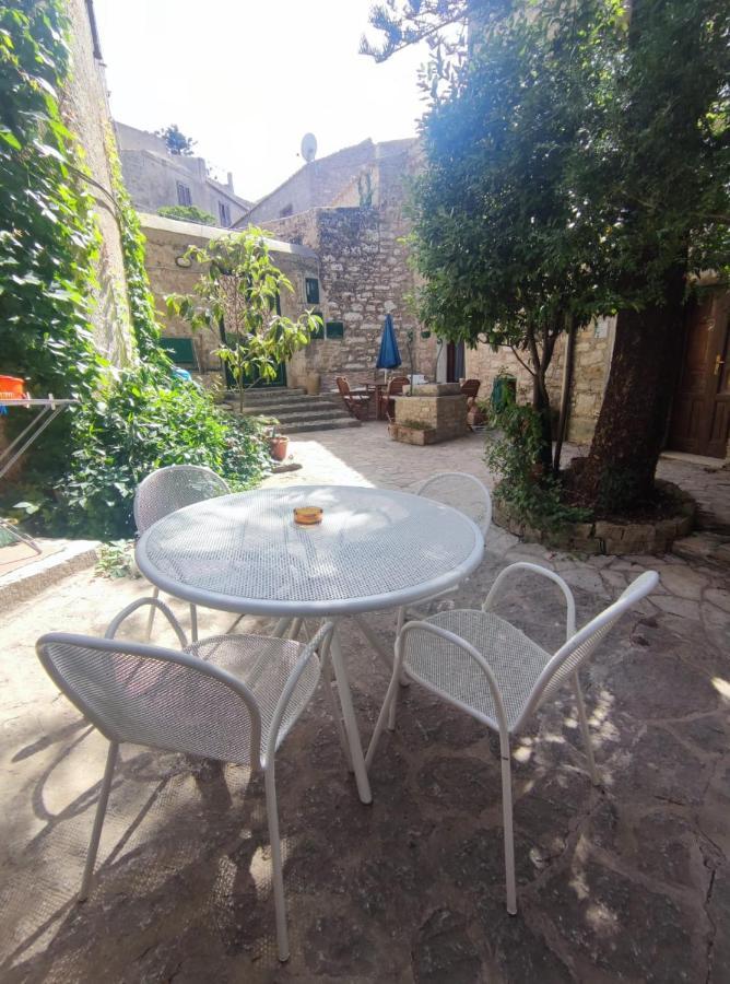 Cortile Via Sales 11 Apartman Erice Kültér fotó